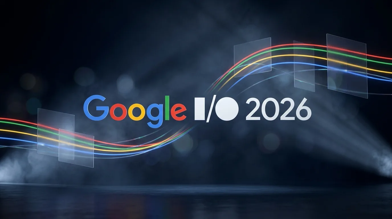 Logo Google et I/O sur scène de keynote du Google I/O 2026 day 2, ambiance studio avec couleurs Google